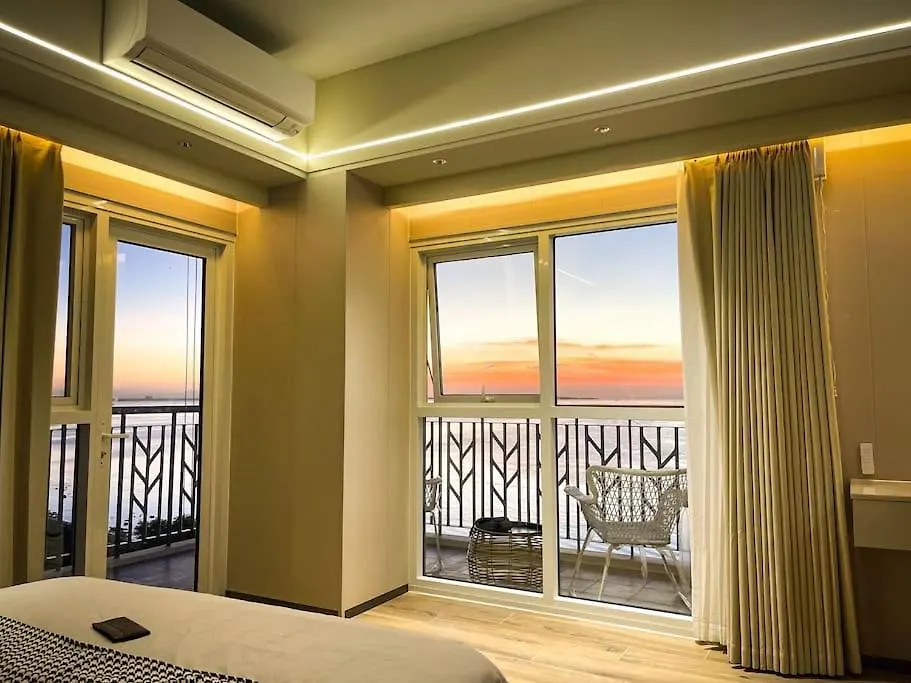 Luxury 1Br Beside Okada Manila Apartment